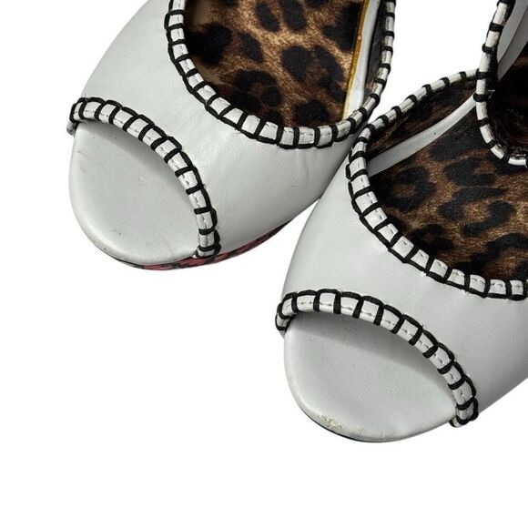 Betsey Johnson tricksy white platform stiletto heels size 8.5 - Picture 11 of 12